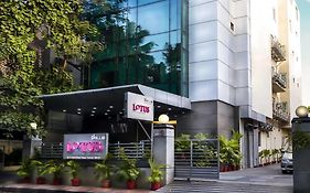 The Lotus Apartment Hotel, Burkit Road